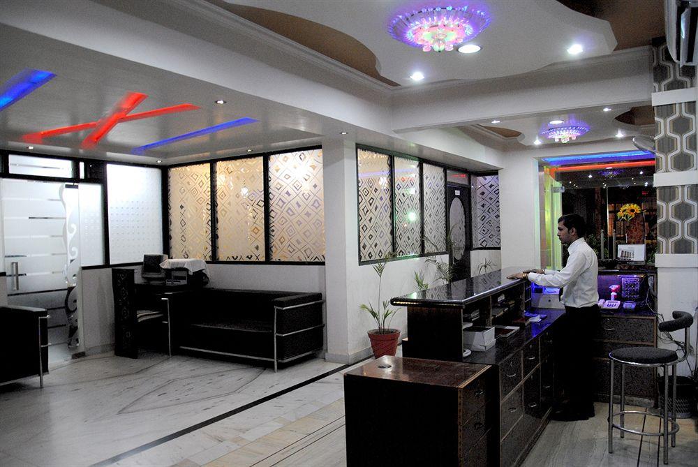 Hotel Fabexpress Alpine Agra  Esterno foto